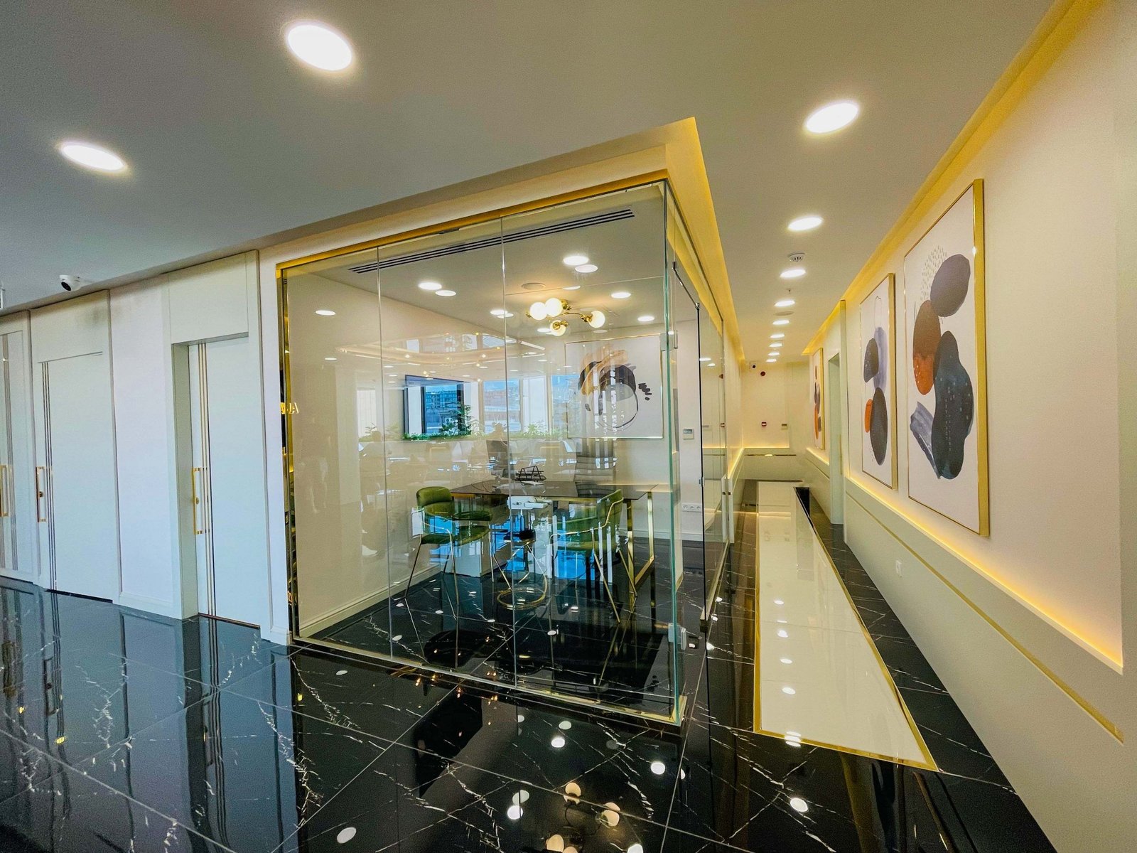 Klinik dinlenme ve oturma alanı